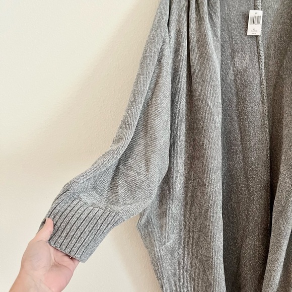 NWT Disney Minnie Mouse Christmas Holiday Metallic Knit Gray Cardigan Sweater XL - Picture 8 of 11